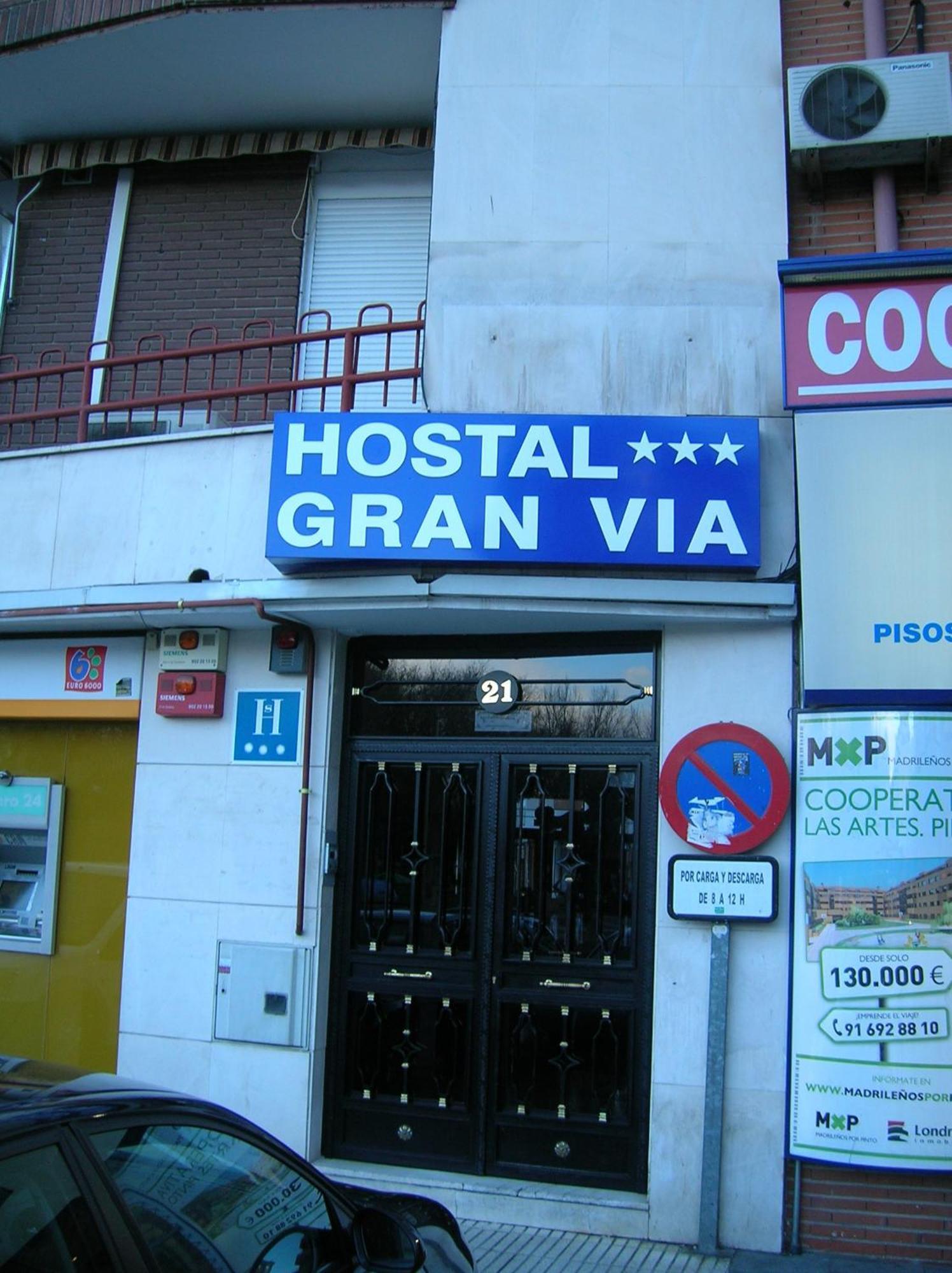 Hostal Gran Via Пинто Екстериор снимка