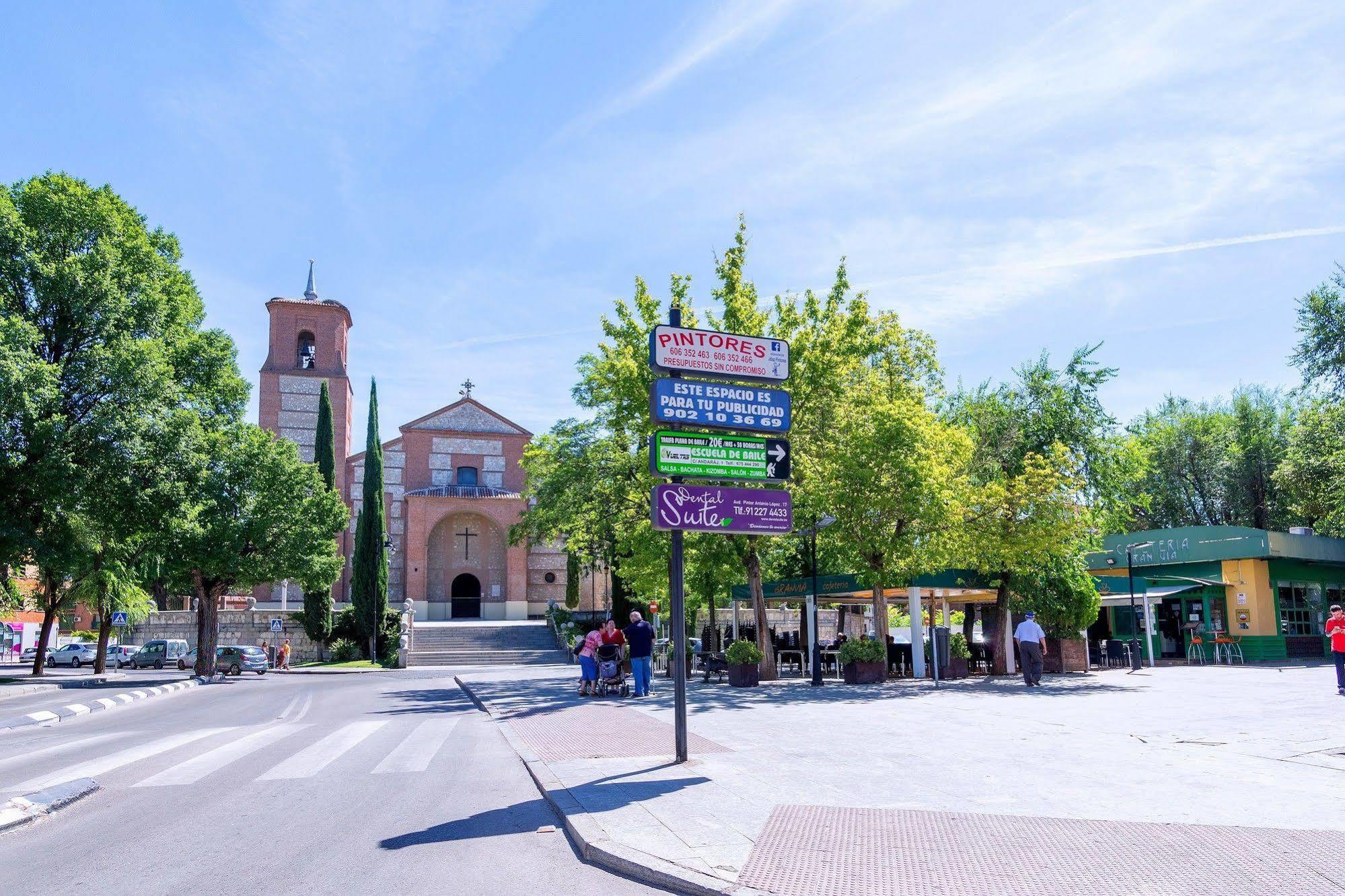 Hostal Gran Via Пинто Екстериор снимка